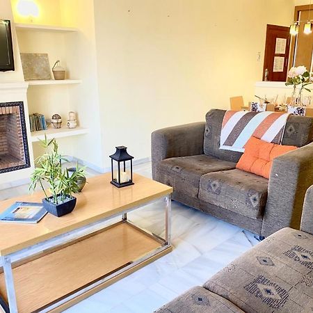 Oasis Apartment Міхас Екстер'єр фото